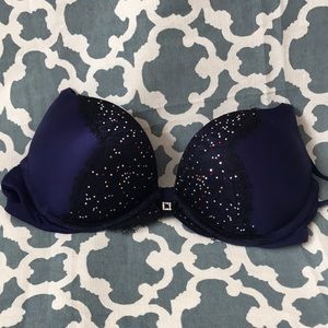 Victoria’s Secret Bombshell Bra